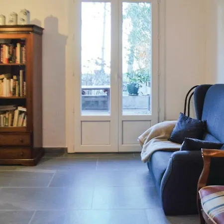 Four Bedroom Holiday In Santa Maria Poggio